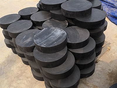 贵池区板式橡胶支座由若干层橡胶片与薄钢板经加压硫化